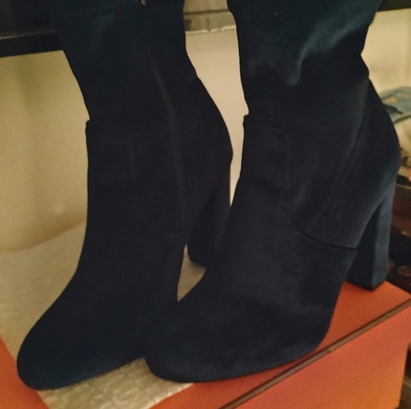 Steve Madden booties - Picture 6 of 8